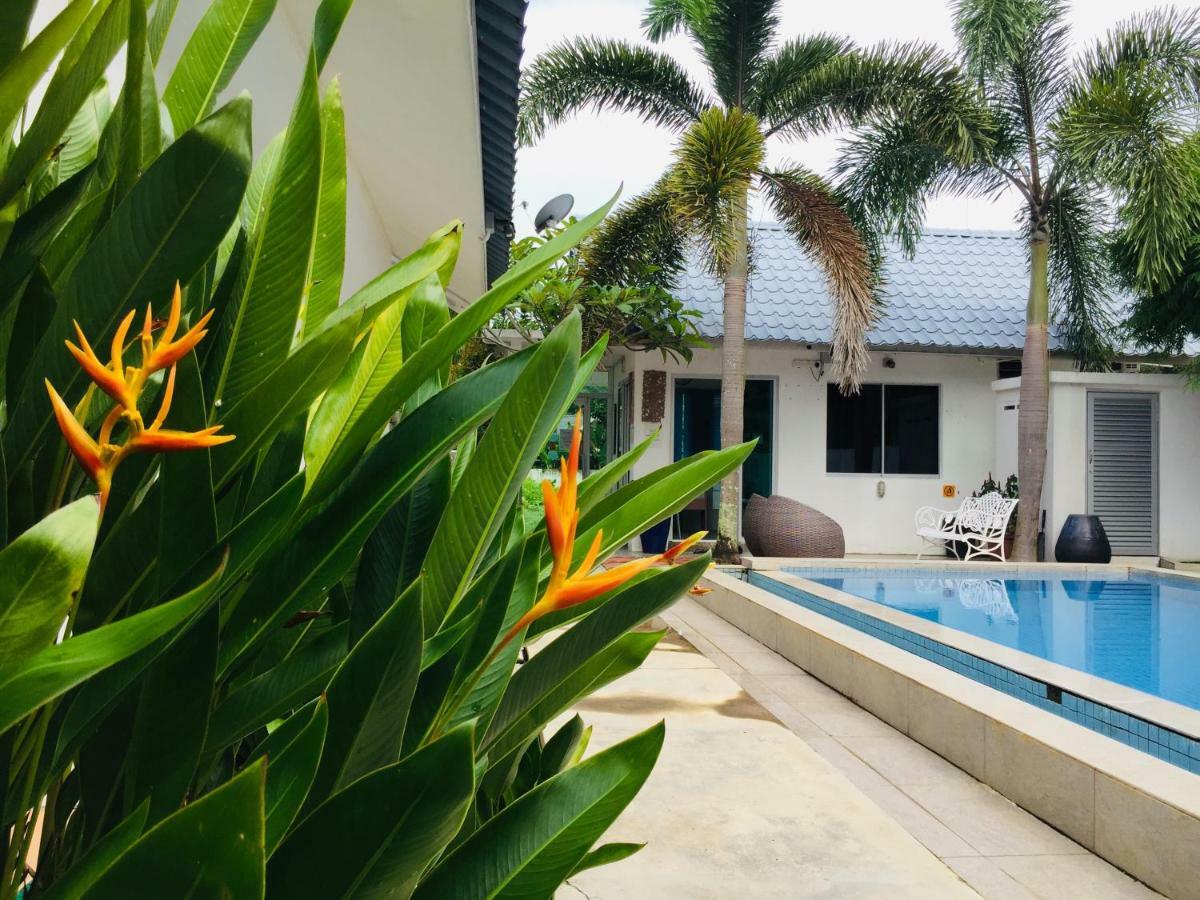 The Fint Hus Villa Langkawi Exterior photo